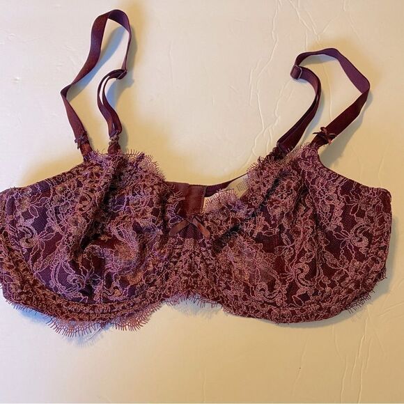 Victoria’s Secret DREAM ANGELS purple Lace Mesh
PUSH-UP WITHOUT PADDING 36DD - Picture 2 of 11